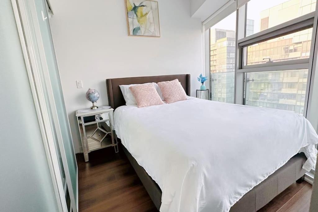 New Superior Lakeview Luxury 3-Bedroom Suite On 48 Floor Toronto Dış mekan fotoğraf